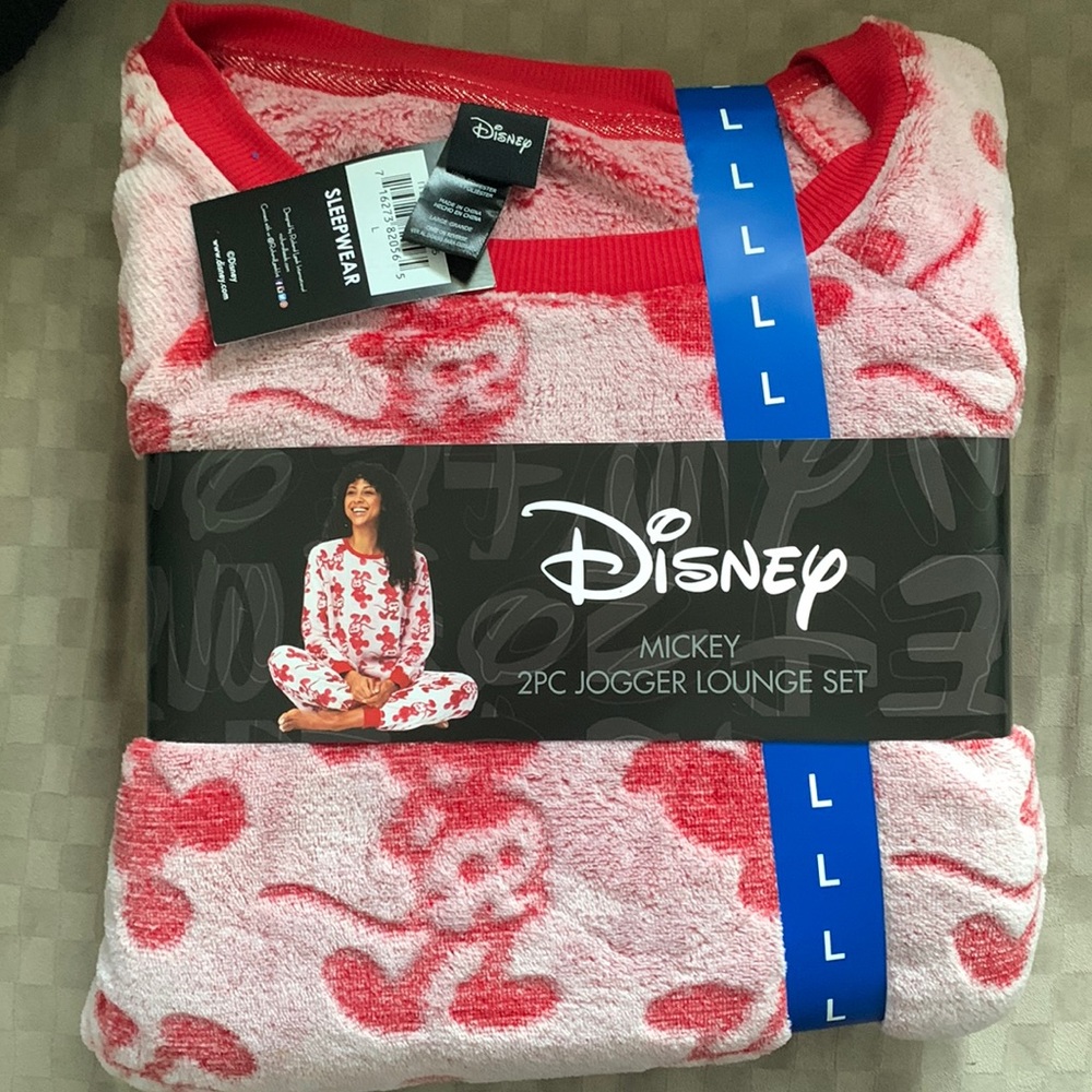 BNWT Disney Mickey 2 pc jogger lounge set, red, large